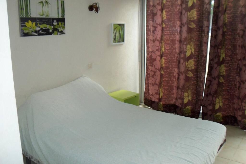 פלורי Apt Climatise T3 Saint Pierre La Mer, Terrasse, Jardin Et Parking Prive מראה חיצוני תמונה