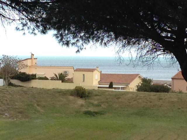 פלורי Apt Climatise T3 Saint Pierre La Mer, Terrasse, Jardin Et Parking Prive מראה חיצוני תמונה